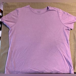 L.L. Bean large T-shirt. Bundle 2 or more for 30% off.